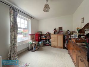 Bedroom - click for photo gallery